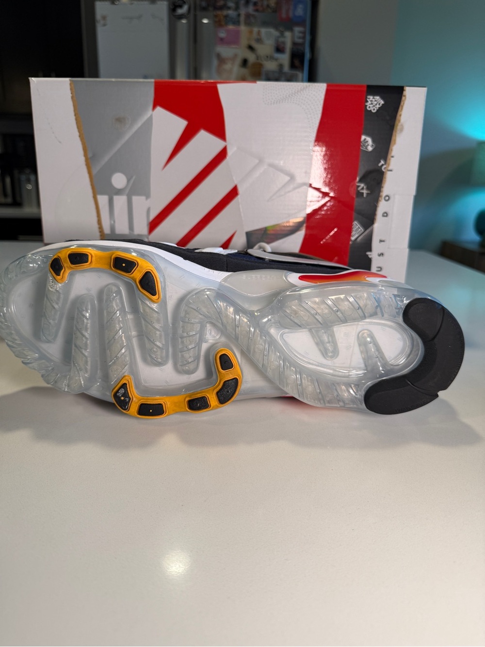 NIKE - VaporMax Evo Anthracite Tech Grey White in Menβs Size 12 - Picture 10 of 16